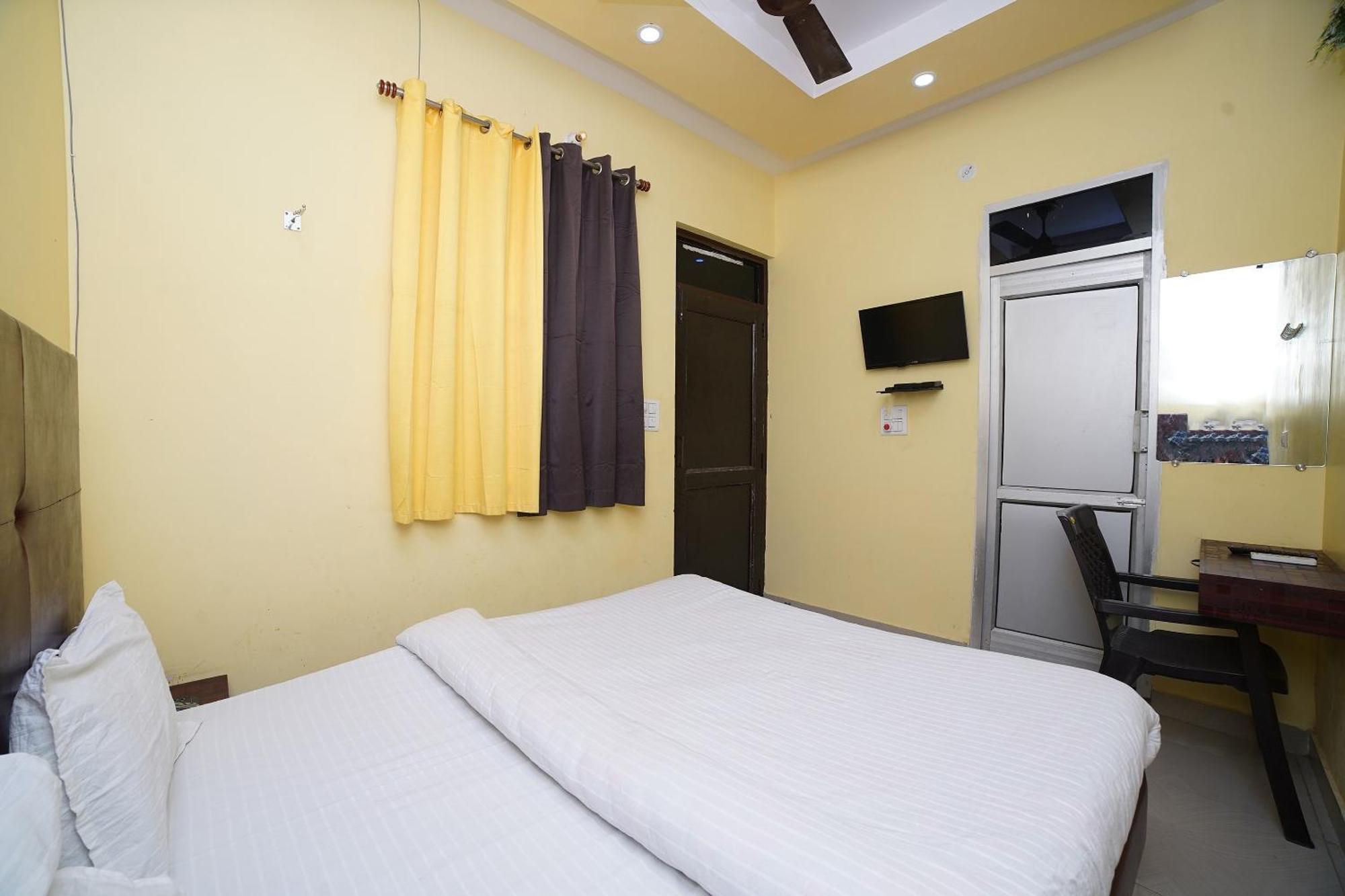 Hotel O Rama Palace Moradabad Eksteriør billede