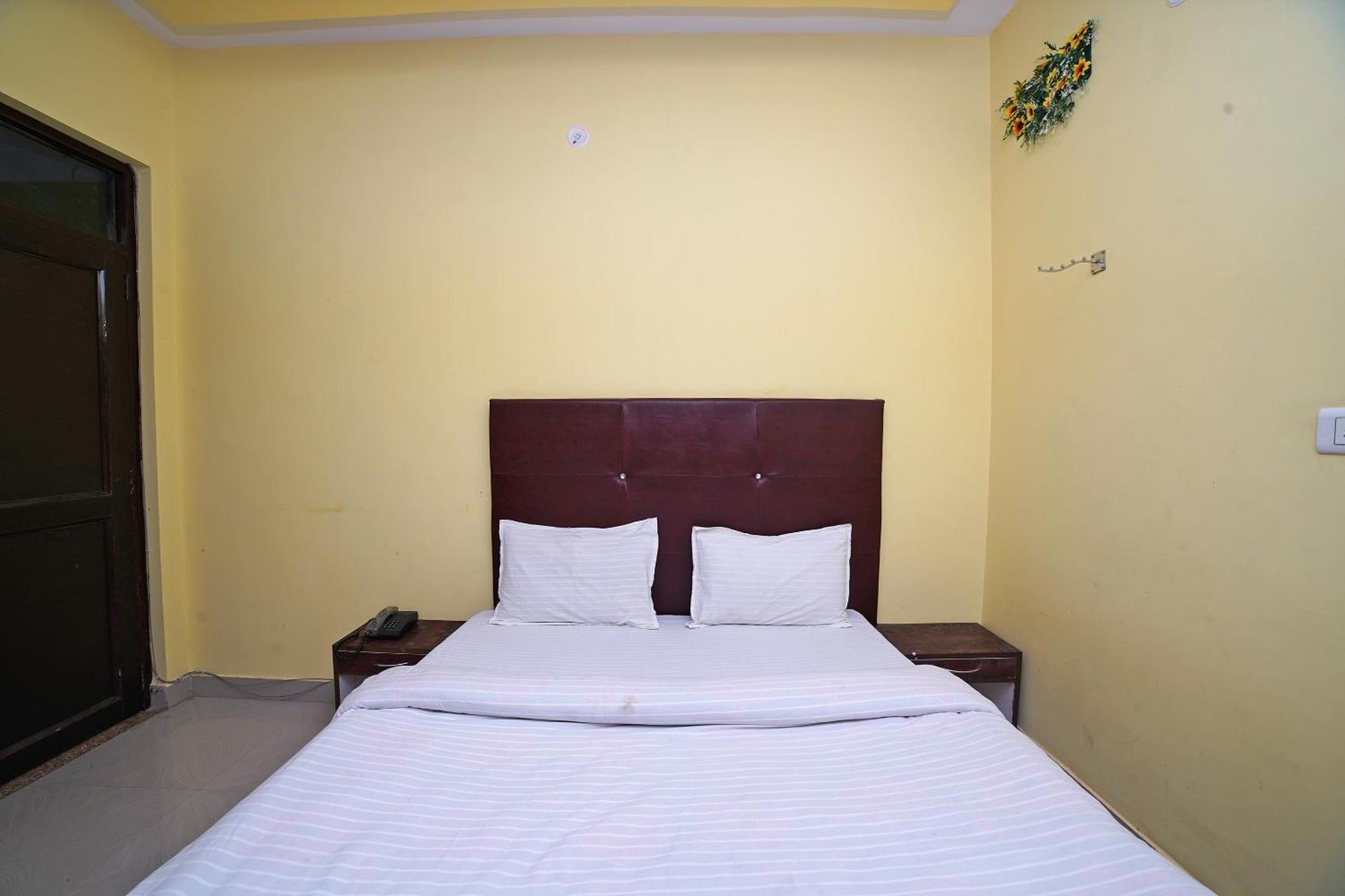Hotel O Rama Palace Moradabad Eksteriør billede
